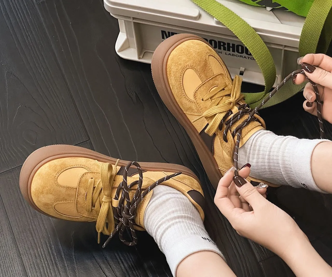 Retro Lace-Up Platform Shoes